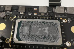 Výmena teplovodivej pasty na CPU MacBook
